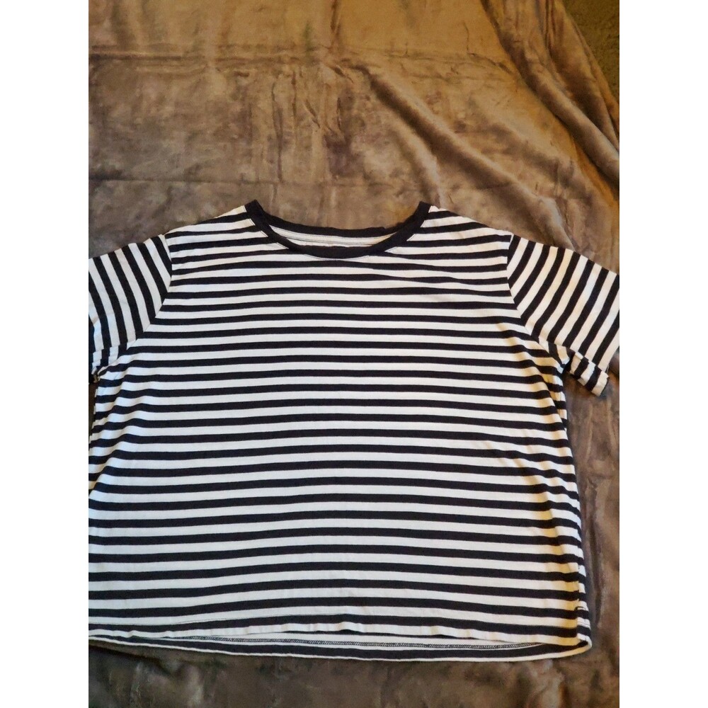 Free Assembly Cropped Boxy T Shirt Organic Cotton Navy Stripe Womens Large 12-14
